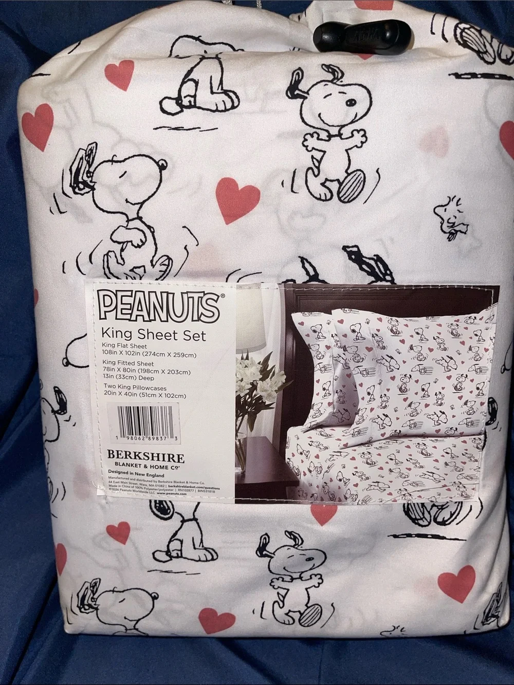 Peanuts White Sheet Set with Red Hearts and Snoopy Sketches
